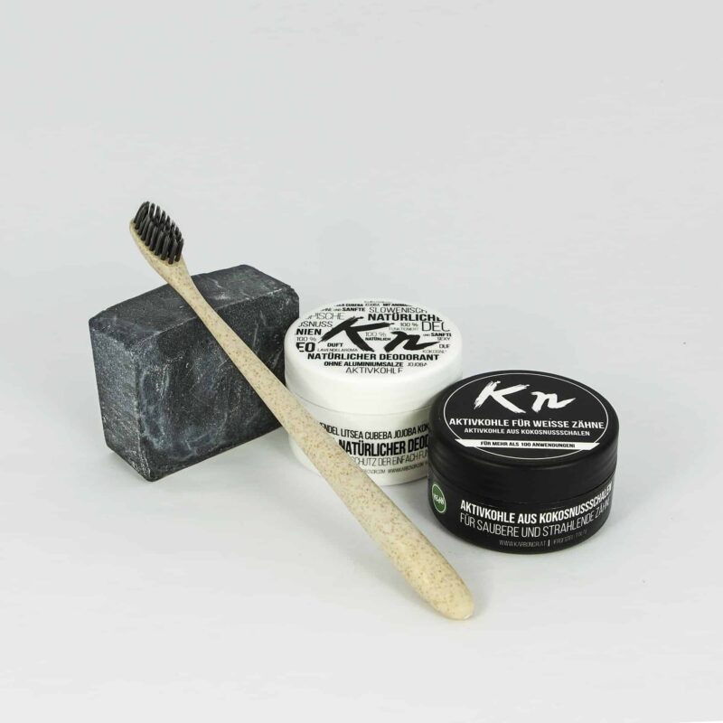 Testpaket Karbonoir mit Aktivkohle, schwarzer Seife, Deo ohne Aluminium und Zahnbürste