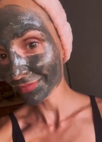Schwarze Maske mit Aktivkohle (50 ml) photo review